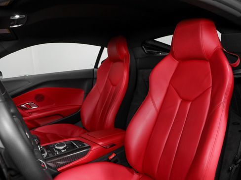Used 2018 Audi R8 V10 plus AWD/4WD image 46