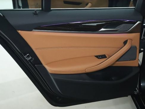 Certified 2023 BMW 530e xDrive 530e iPerformance w/ Premium Package image 13