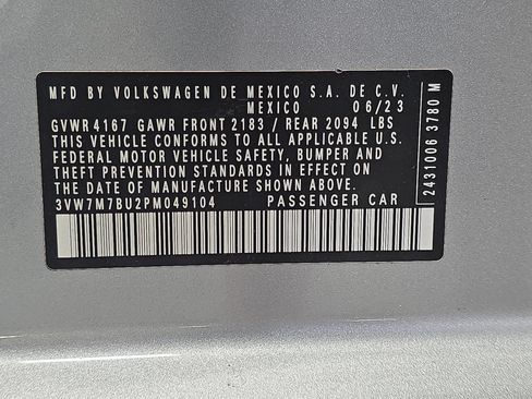 Used 2023 Volkswagen Jetta SE w/ Panoramic Sunroof Package FWD image 33