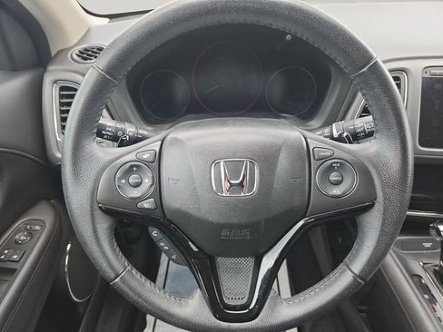 Used 2018 Honda HR-V EX-L image 14
