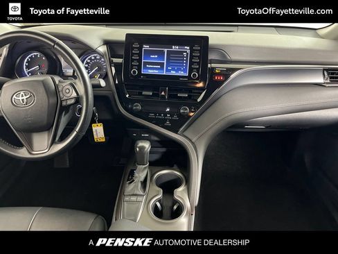 Used 2023 Toyota Camry SE FWD image 16