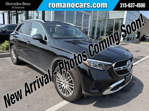 Used 2026 Mercedes-Benz GLC 300 4MATIC image 1