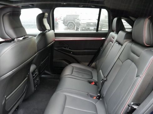 Used 2025 Jeep Wagoneer S Launch Edition image 26