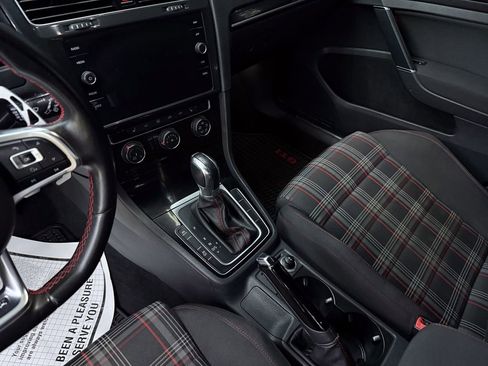 Used 2015 Volkswagen GTI S FWD image 13