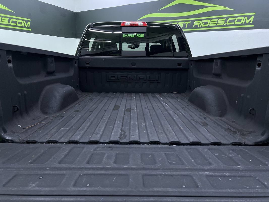 Used 2017 GMC Sierra 1500 Denali w/ Denali Ultimate Package AWD/4WD image 16