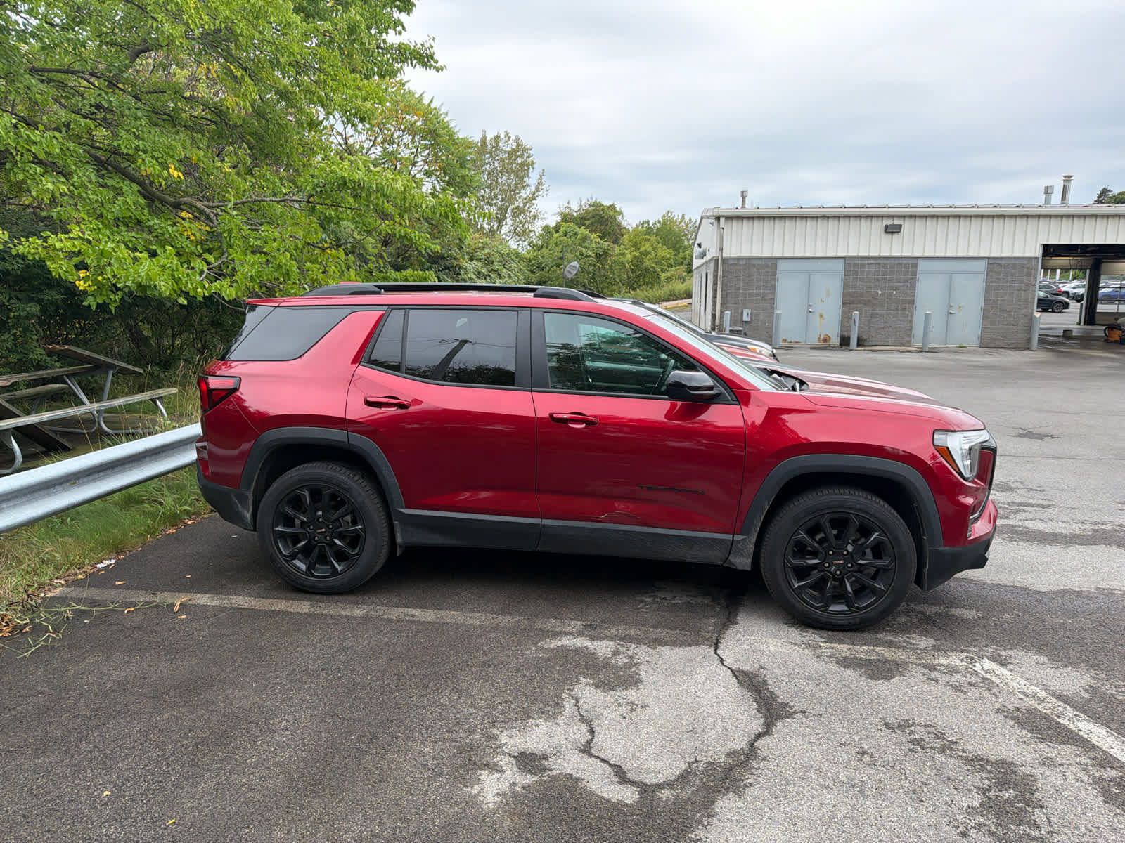 Used 2025 GMC Terrain Elevation w/ Black Edition AWD/4WD image 24