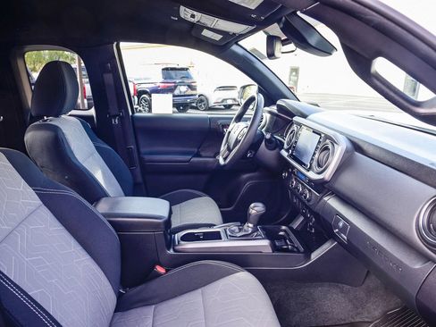 Certified 2022 Toyota Tacoma TRD Sport image 20