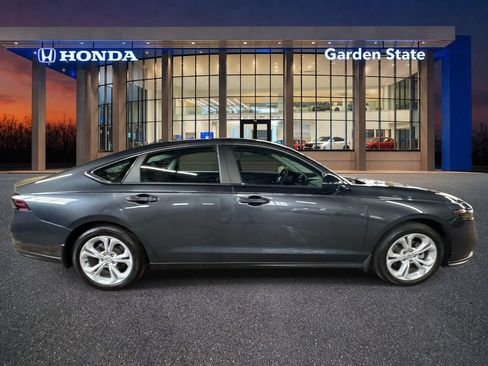 Used 2025 Honda Accord LX image 5
