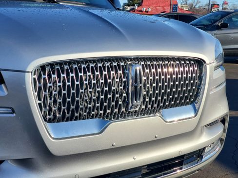 Used 2020 Lincoln Aviator Reserve w/ Equipment Group 201A AWD/4WD image 7