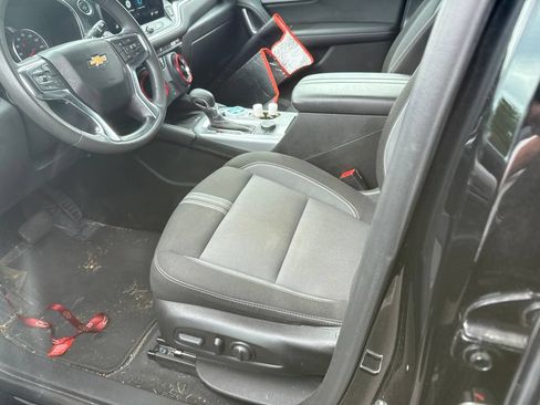 Used 2024 Chevrolet Blazer LT w/ Convenience Package FWD image 4
