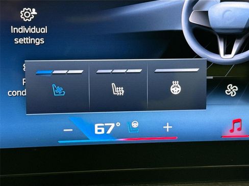 Used 2025 BMW X7 M60i w/ Executive Package AWD/4WD image 8