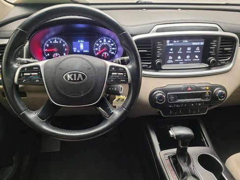Used 2020 Kia Sorento LX w/ LX I4 Convenience Package image 22