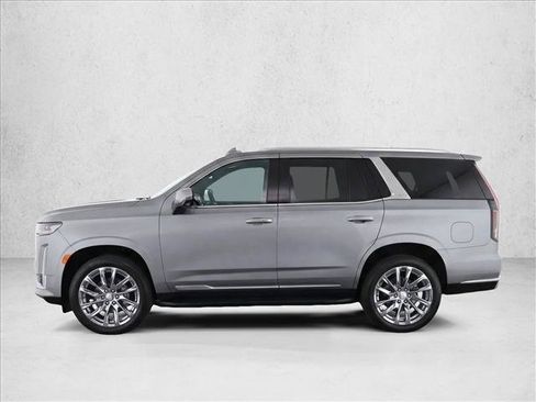 Used 2025 Cadillac Escalade Premium Luxury AWD/4WD image 4