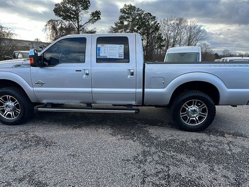 Used 2016 Ford F250 Platinum w/ FX4 Off-Road Package image 8