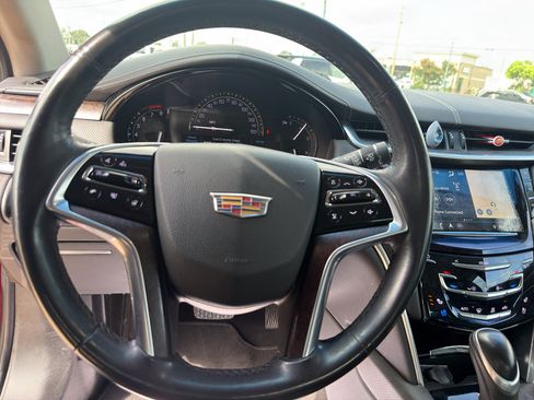 Used 2019 Cadillac XTS Luxury FWD image 23