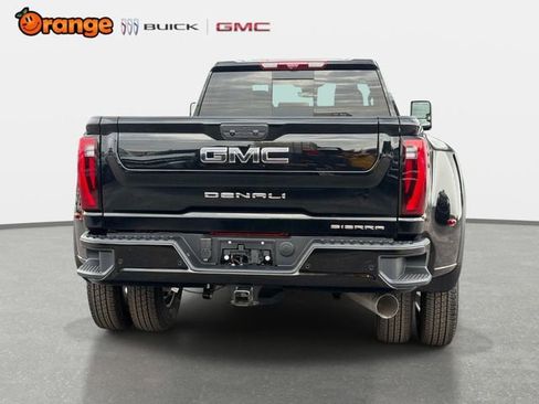 New 2026 GMC Sierra 3500 Denali Ultimate AWD/4WD image 4
