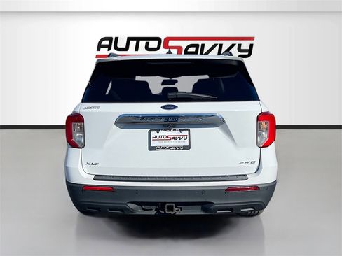Used 2021 Ford Explorer XLT w/ Class III Trailer Tow Package image 6