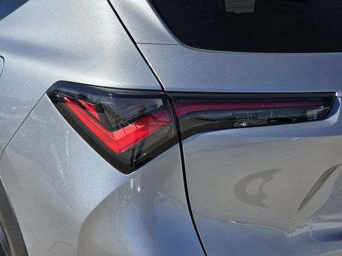 Used 2025 Acura ADX Base image 37