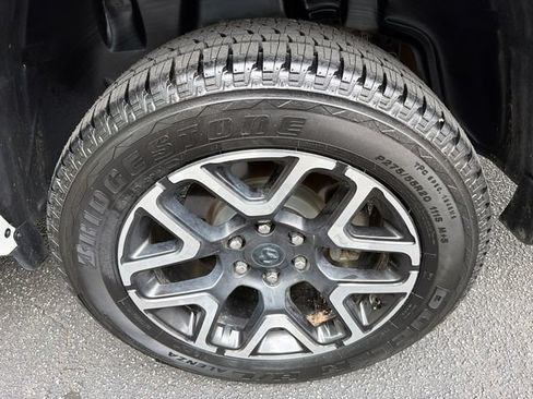 Used 2025 RAM 1500 Laramie AWD/4WD image 19