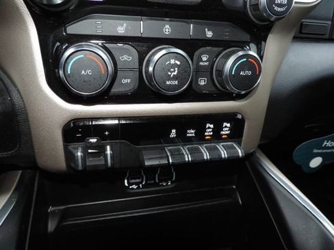 Used 2022 RAM 2500 Laramie image 31