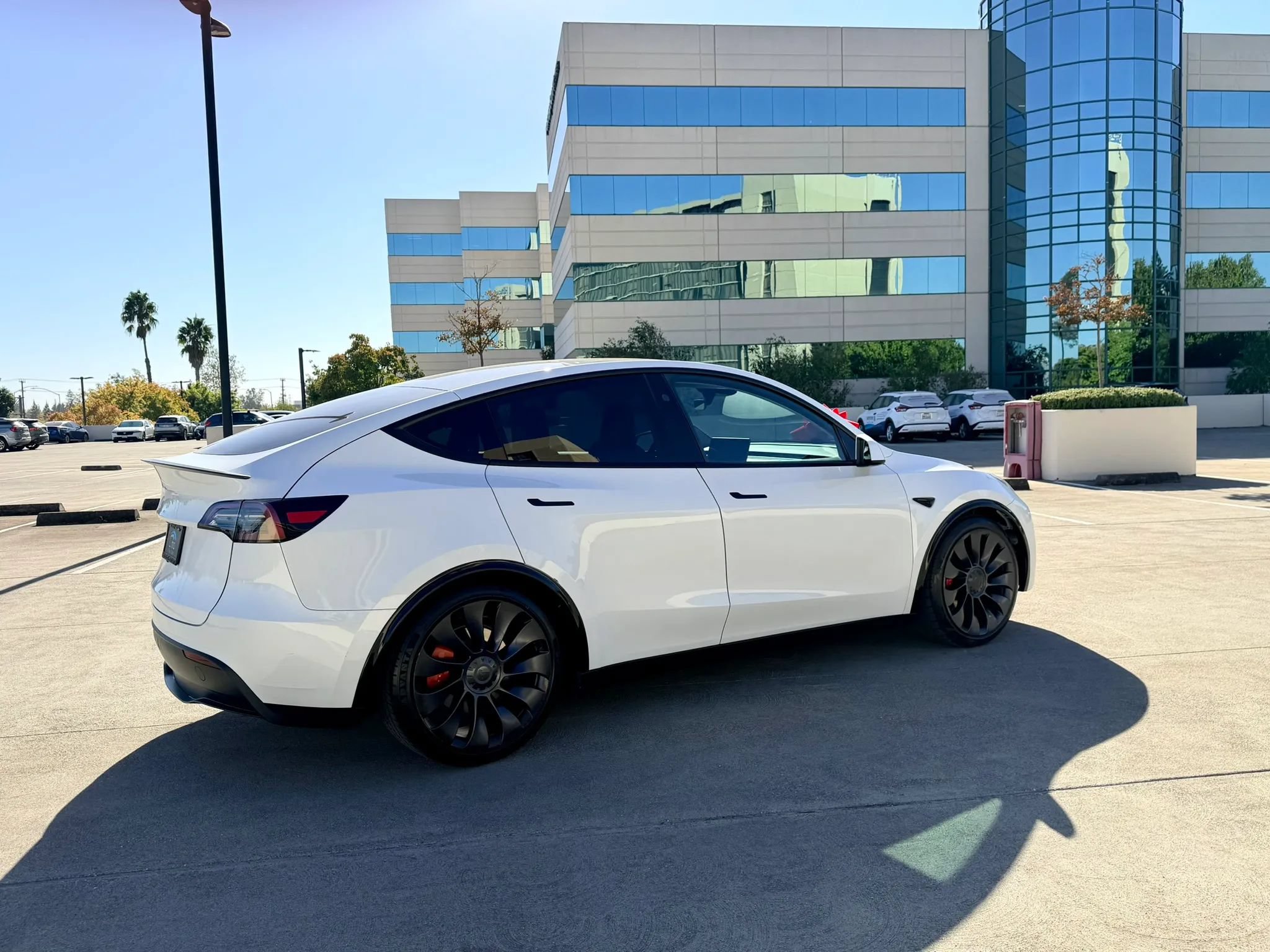 Used 2024 Tesla Model Y Performance AWD/4WD image 12