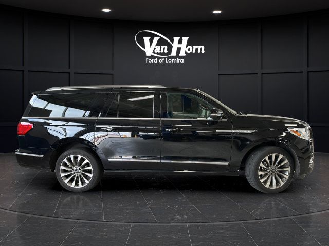 Used 2020 Lincoln Navigator L Reserve w/ Luxury Package AWD/4WD image 8