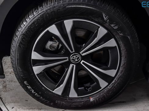 Used 2024 Toyota bZ4X XLE w/ Weather Package image 10