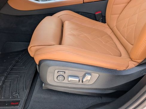 Used 2023 BMW X5 xDrive40i w/ Premium Package AWD/4WD image 23