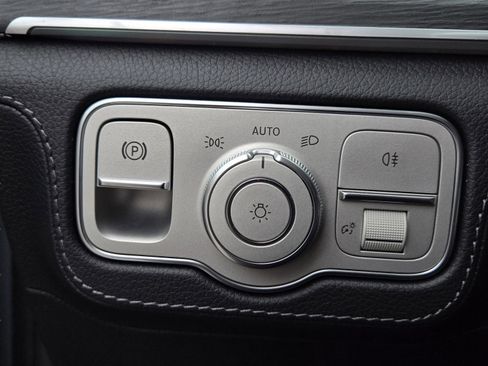 Used 2024 Mercedes-Benz GLE 450 GLE 450 image 26