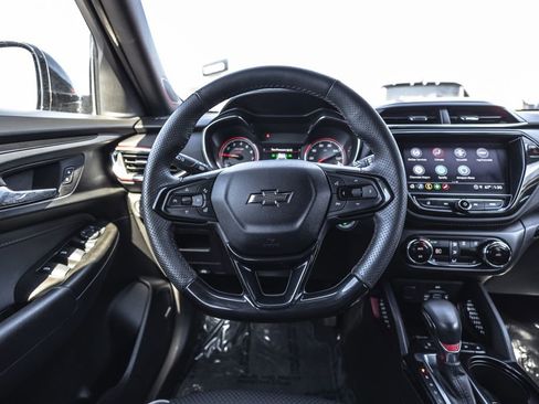 Used 2023 Chevrolet TrailBlazer RS w/ Technology Package image 22