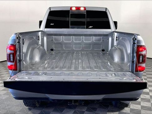 Used 2024 RAM 2500 Laramie AWD/4WD image 37