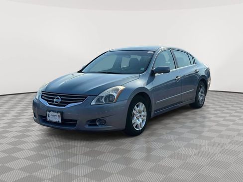 Used 2012 Nissan Altima 2.5 S FWD image 3
