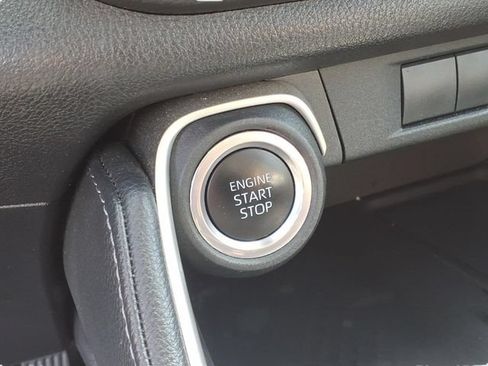 Certified 2024 Toyota Grand Highlander AWD image 12