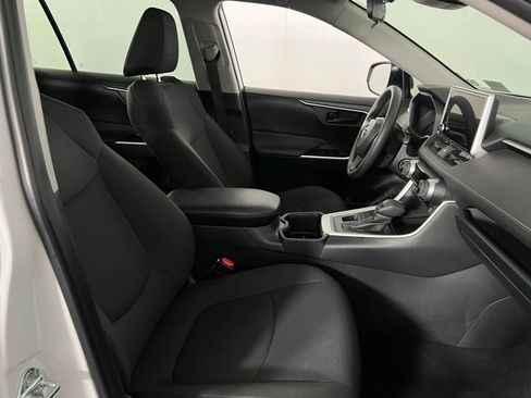 Used 2025 Toyota RAV4 LE image 30