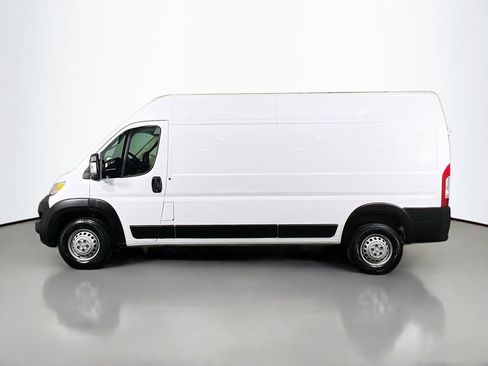 Used 2025 RAM ProMaster 2500 w/ Convenience Group FWD image 8