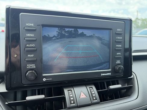 Used 2022 Toyota RAV4 XLE Premium FWD image 23