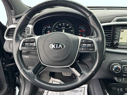 Used 2019 Kia Sorento SX image 15