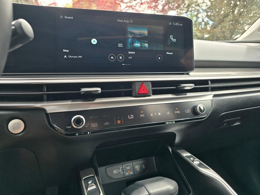 Certified 2025 Kia Sorento S w/ Panoramic Sunroof Package FWD image 19