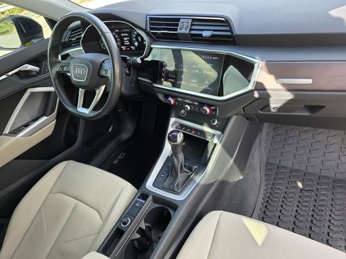 Used 2024 Audi Q3 2.0T Premium image 24