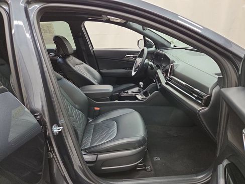 Used 2024 Kia Sportage X-Line w/ X-Line Premium Package AWD/4WD image 12