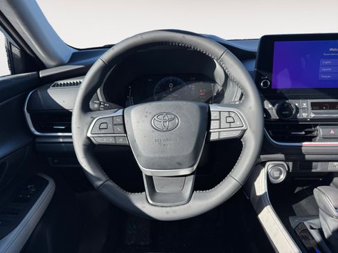 New 2026 Toyota Grand Highlander XLE image 15