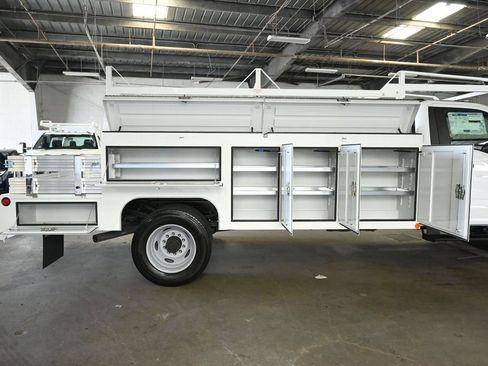 New 2026 Ford F600 2WD Regular Cab Super Duty w/ XL Chrome Package image 35