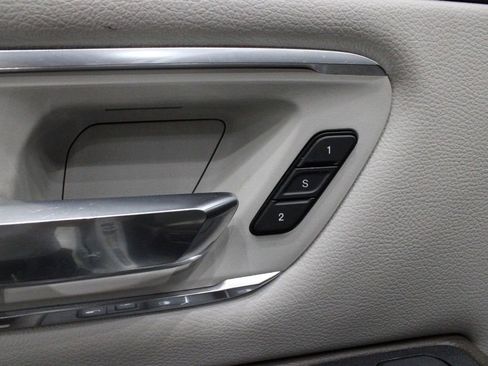 Used 2025 RAM 1500 Laramie image 19