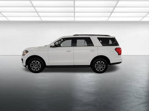 Certified 2024 Ford Expedition XLT AWD/4WD image 6