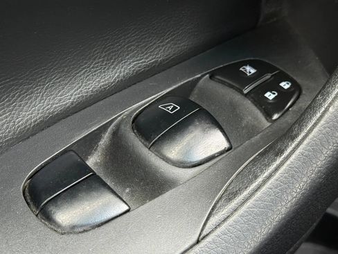 Used 2018 Nissan Altima 2.5 SV FWD image 23