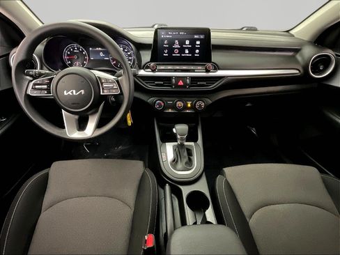 Used 2024 Kia Forte LX FWD image 7