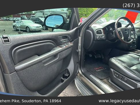 Used 2012 GMC Yukon Denali AWD/4WD image 22