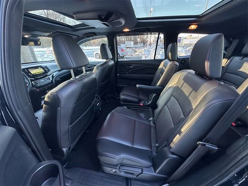 Used 2021 Honda Pilot Black Edition image 21