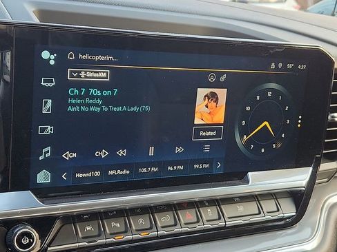 Used 2023 Chevrolet Silverado 1500 High Country w/ High Country Premium Package image 17