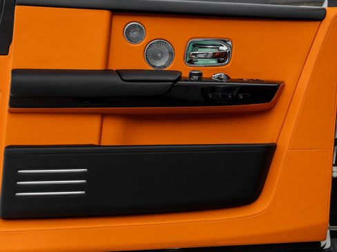 Used 2022 Rolls-Royce Phantom Extended Wheelbase image 48